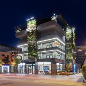 Moncafe Boutique & 4*, Tirana Albanië