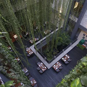 Grandmas 3*, Legian Indonesien